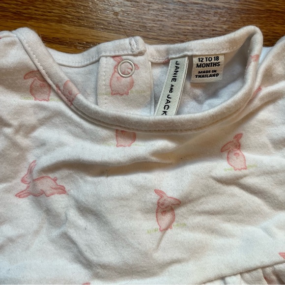 Janie and Jack white with pink bunnies romper size 12-18 months - Picture 4 of 4
